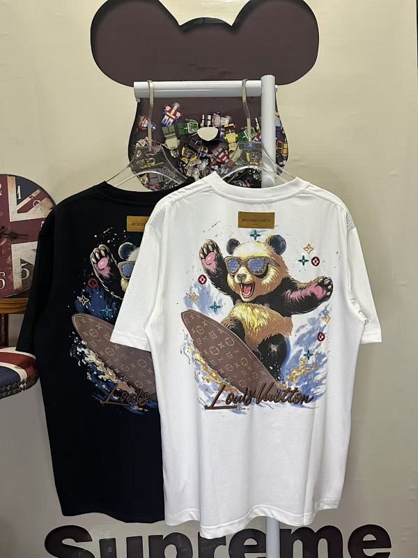 LOUIS VUITTON L26622 Short Sleeve T-Shirt Style 2
