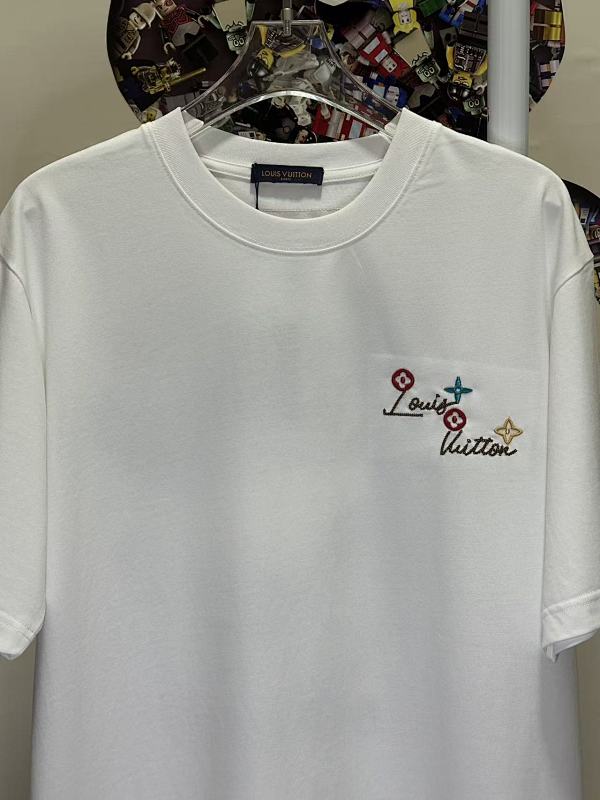 LOUIS VUITTON L26622 Short Sleeve T-Shirt Style 2