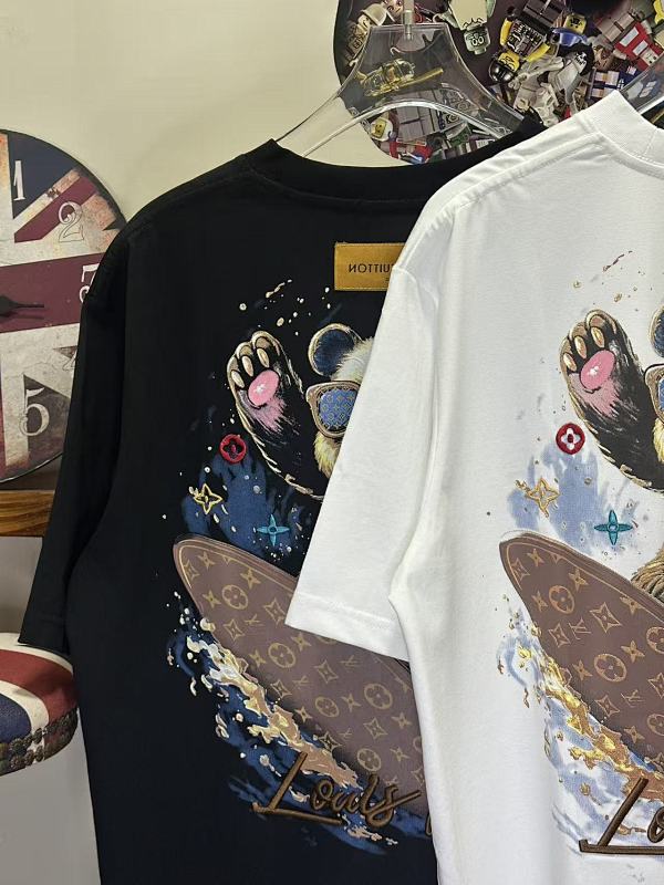 LOUIS VUITTON L26622 Short Sleeve T-Shirt Style 2