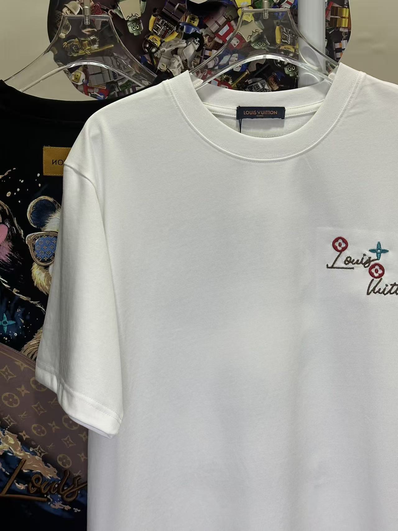 LOUIS VUITTON L26622 Short Sleeve T-Shirt Style 2
