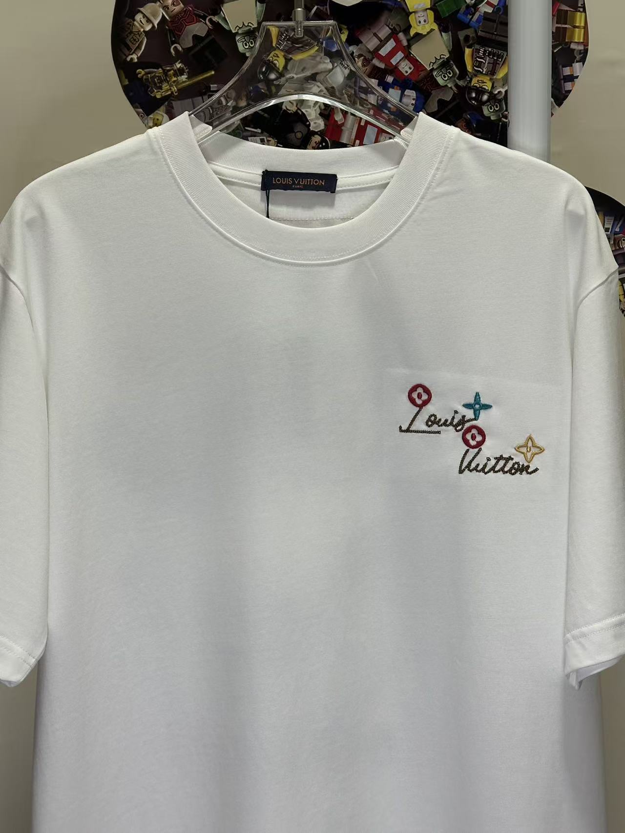LOUIS VUITTON L26622 Short Sleeve T-Shirt Style 2