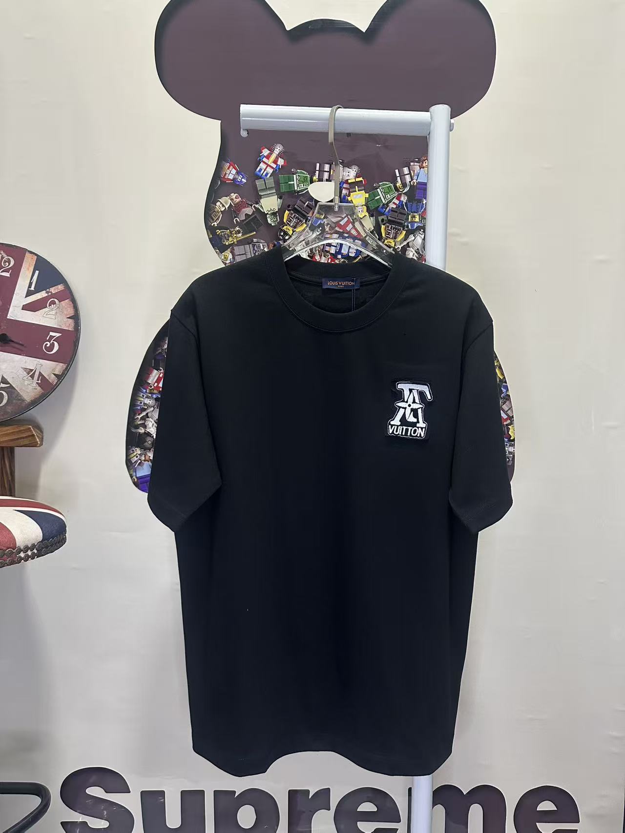 LOUIS VUITTON L26705 Short Sleeve T-Shirt Style 2