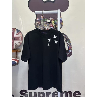 LOUIS VUITTON L26716 Short Sleeve T-Shirt Style 1 01