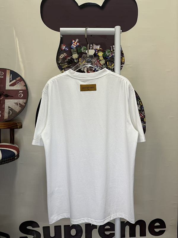 LOUIS VUITTON L26716 Short Sleeve T-Shirt Style 2