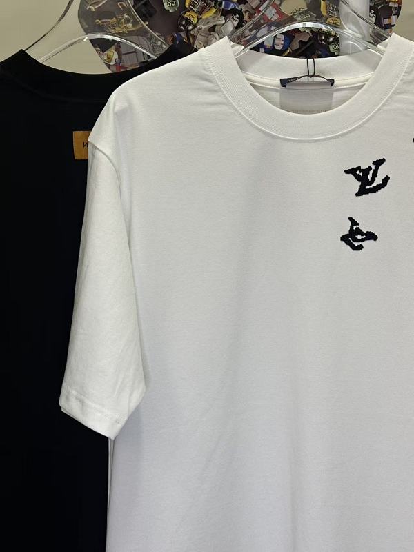 LOUIS VUITTON L26716 Short Sleeve T-Shirt Style 3