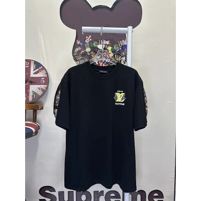 LOUIS VUITTON L26717 Short Sleeve T-Shirt Style 1 01