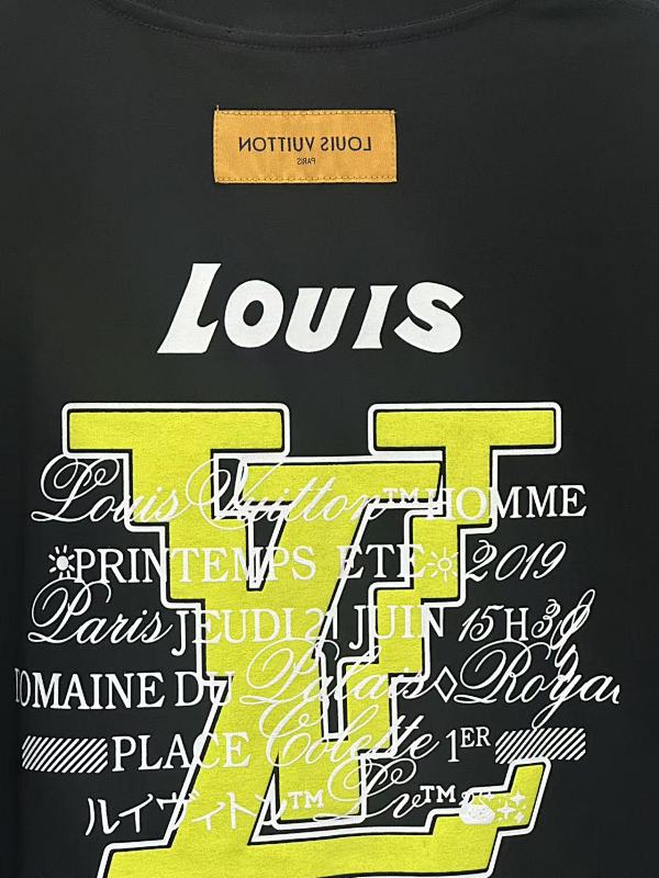 LOUIS VUITTON L26717 Short Sleeve T-Shirt Style 1