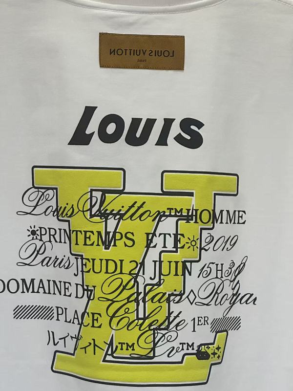 LOUIS VUITTON L26717 Short Sleeve T-Shirt Style 2