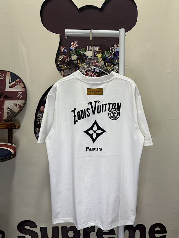 LOUIS VUITTON L26726 Short Sleeve T-Shirt Style 2