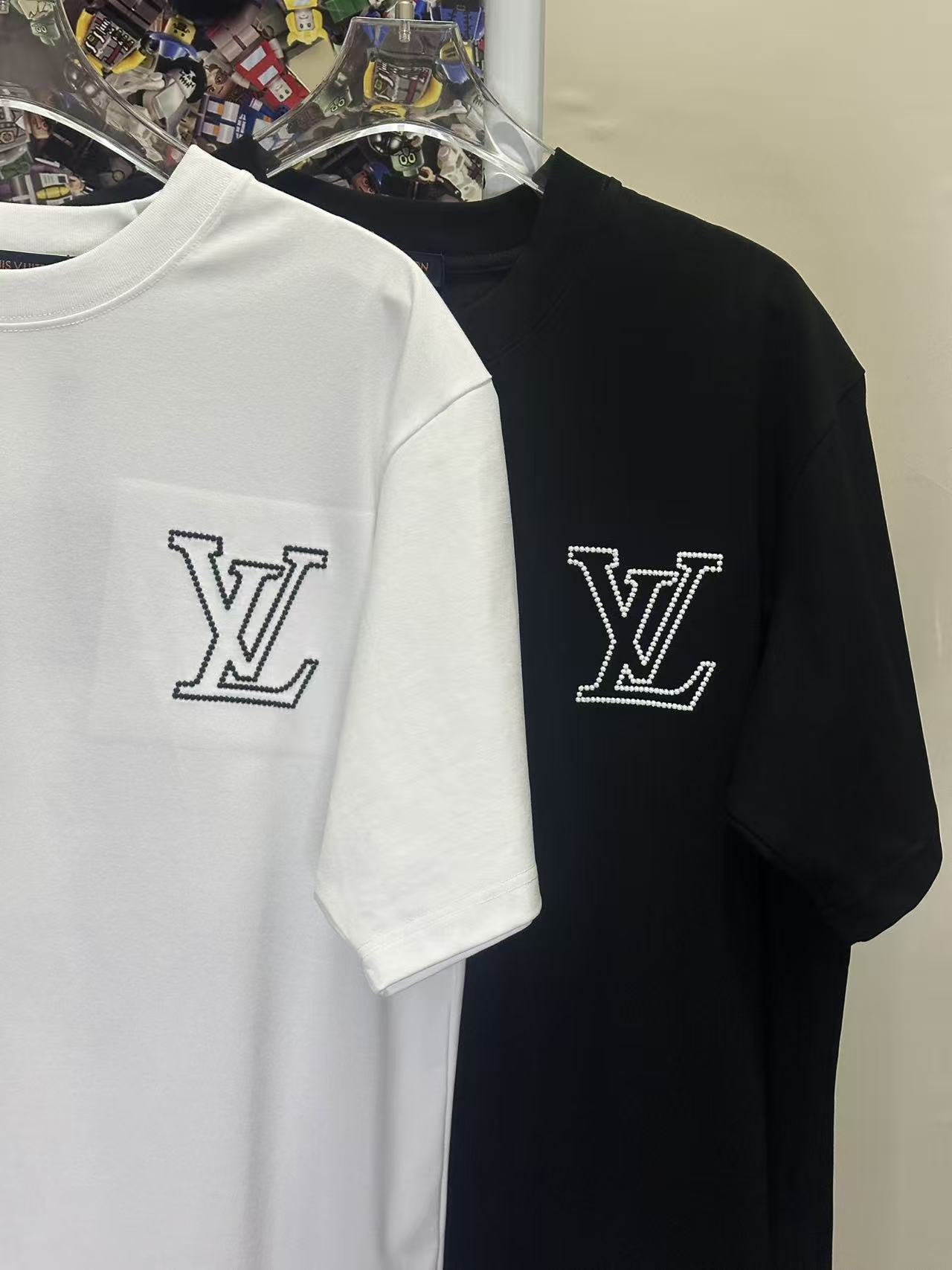 LOUIS VUITTON L26727 Short Sleeve T-Shirt Style 1