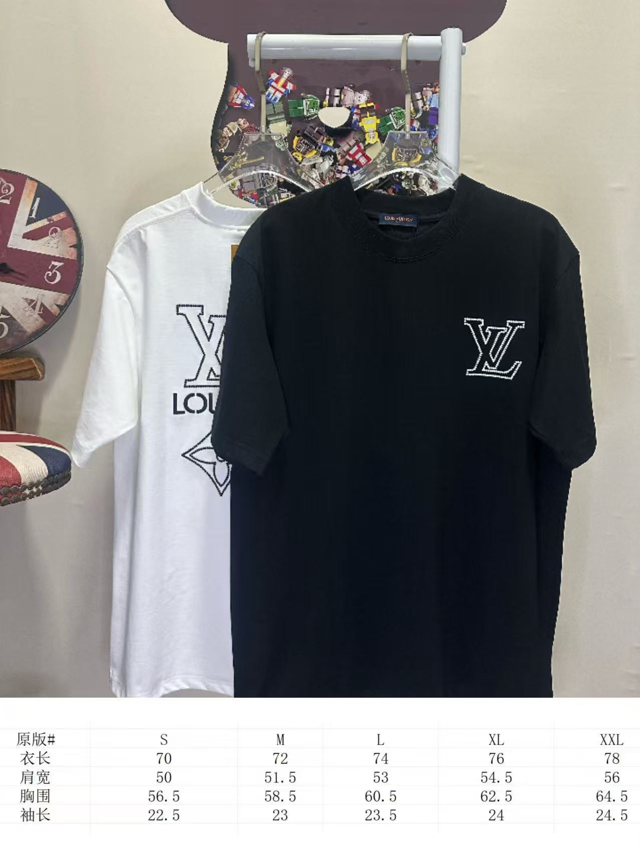 LOUIS VUITTON L26727 Short Sleeve T-Shirt Style 2
