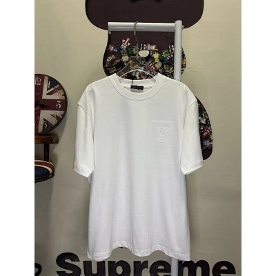 LOUIS VUITTON L26728 Short Sleeve T-Shirt Style 1 01