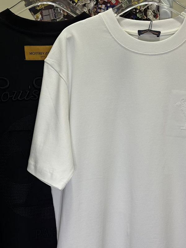 LOUIS VUITTON L26728 Short Sleeve T-Shirt Style 1