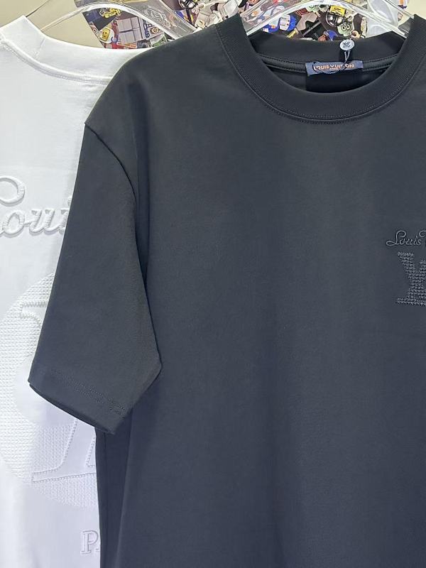 LOUIS VUITTON L26728 Short Sleeve T-Shirt Style 2