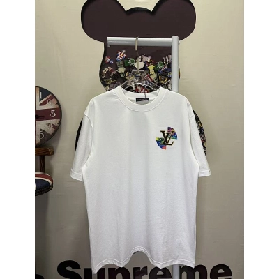 LOUIS VUITTON L26748 Short Sleeve T-Shirt 01