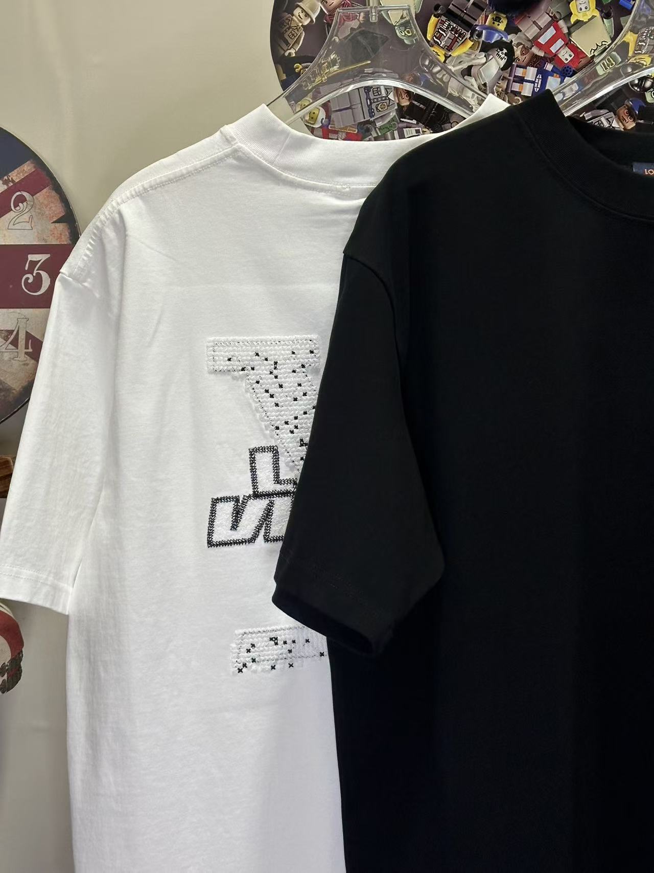 LOUIS VUITTON L26749 Short Sleeve T-Shirt