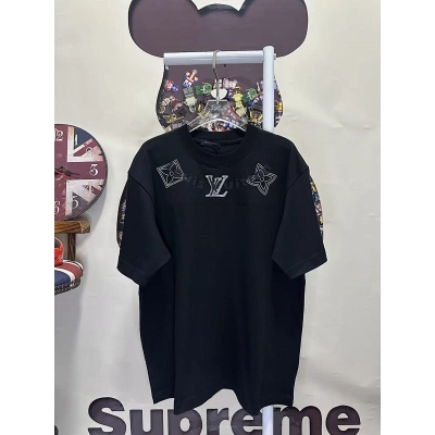 LOUIS VUITTON L26754 Short Sleeve T-Shirt Style 1 01