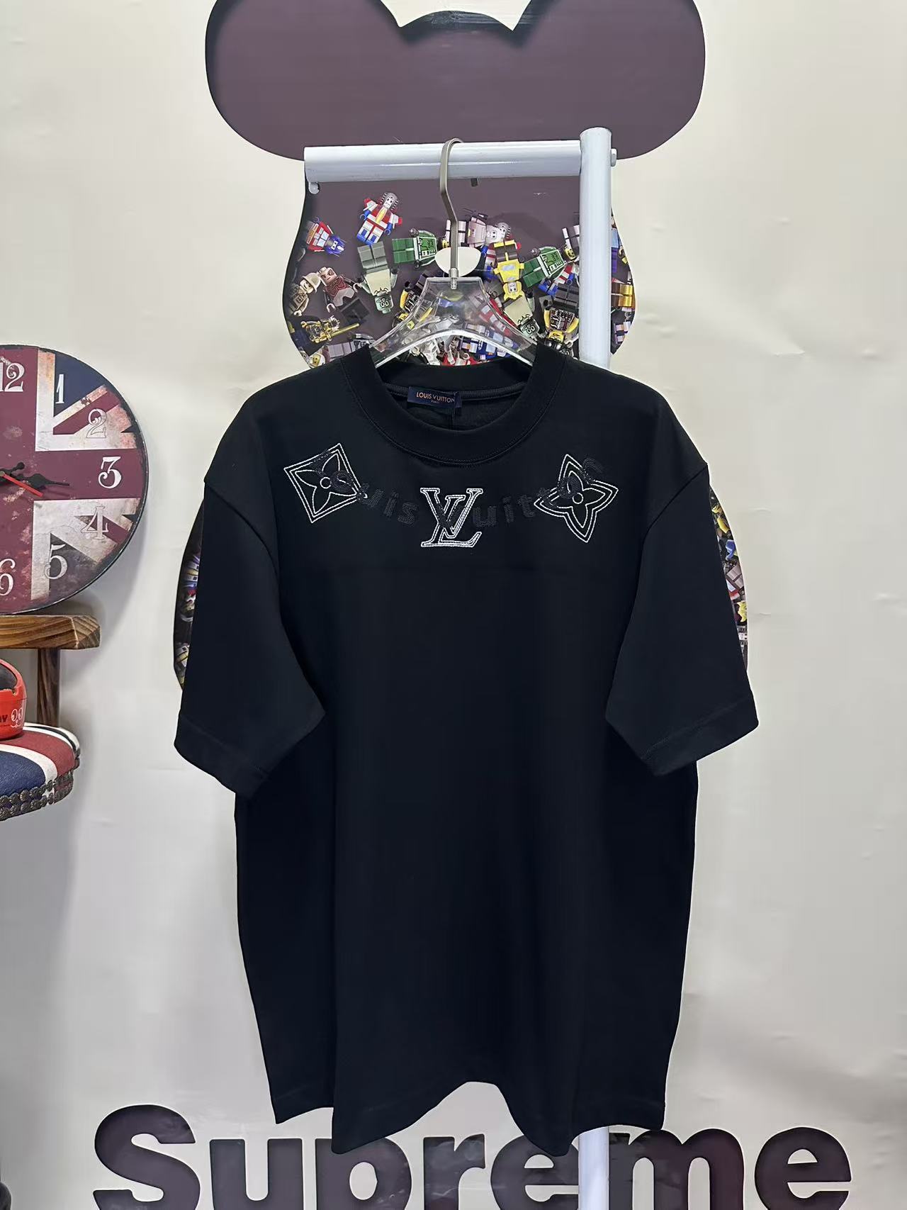 LOUIS VUITTON L26754 Short Sleeve T-Shirt Style 1