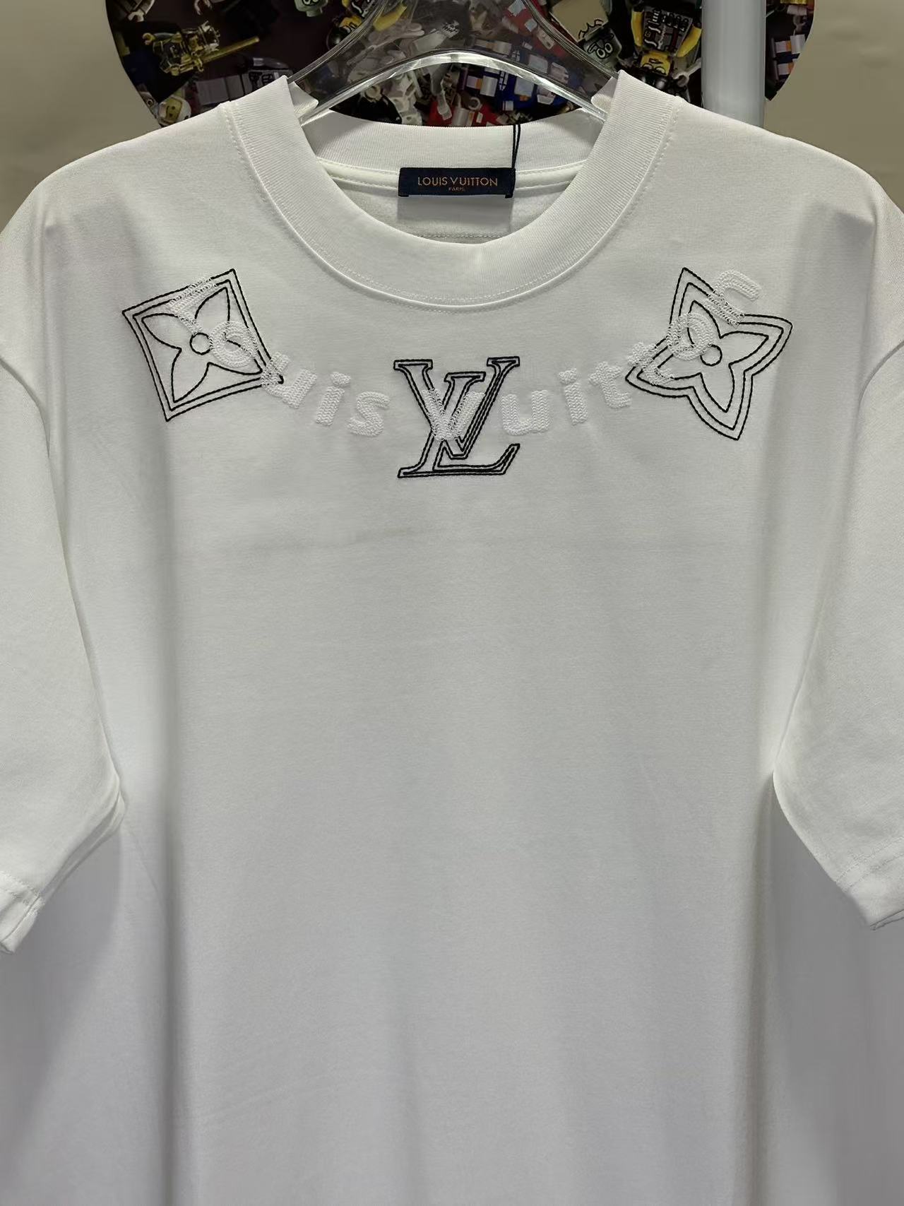 LOUIS VUITTON L26754 Short Sleeve T-Shirt Style 2