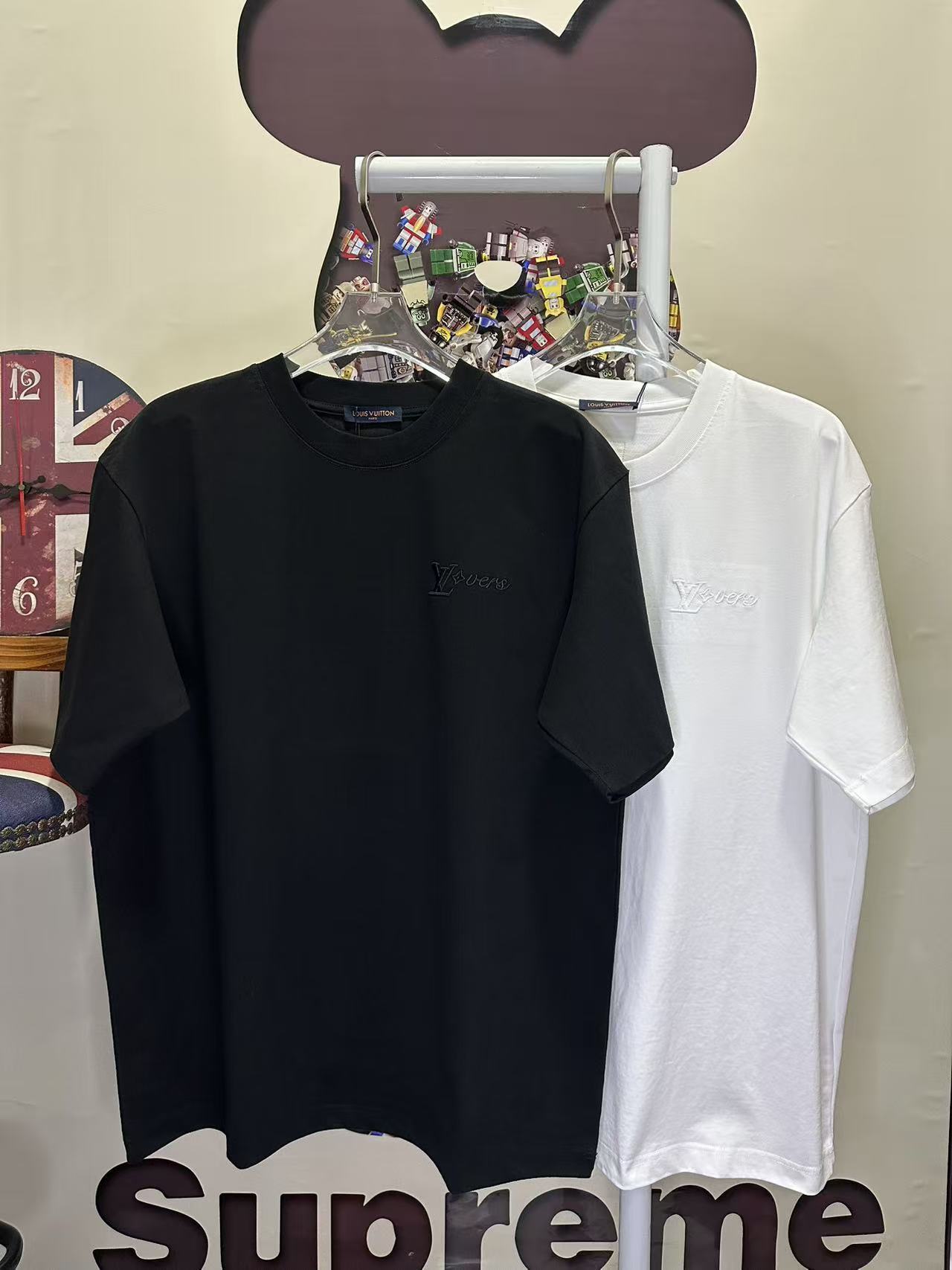 LOUIS VUITTON L26757 Short Sleeve T-Shirt Style 1