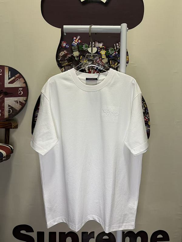 LOUIS VUITTON L26757 Short Sleeve T-Shirt Style 2