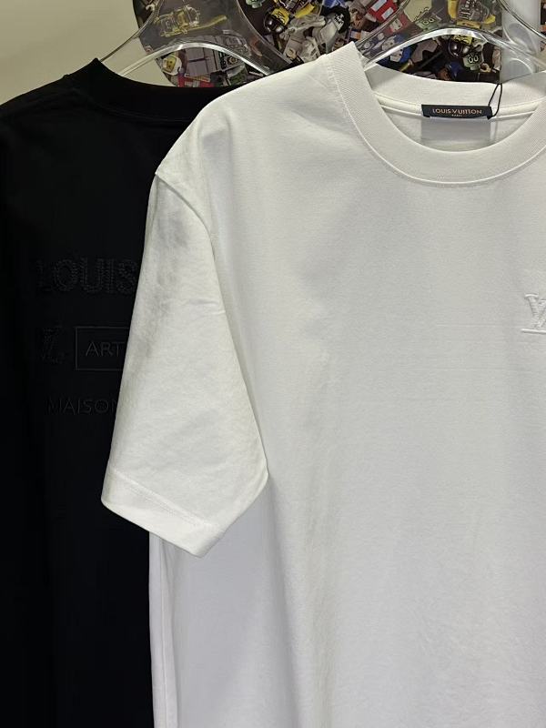 LOUIS VUITTON L26757 Short Sleeve T-Shirt Style 2