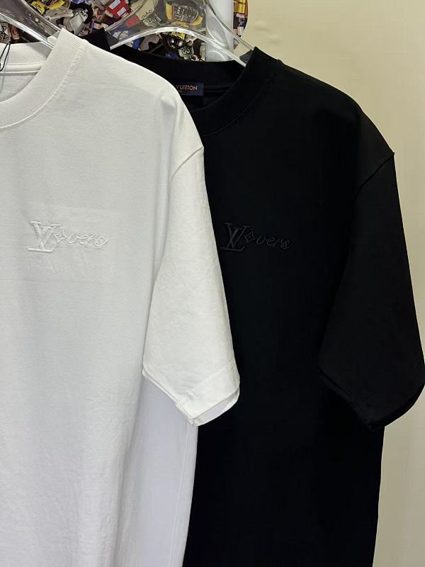 LOUIS VUITTON L26757 Short Sleeve T-Shirt Style 2