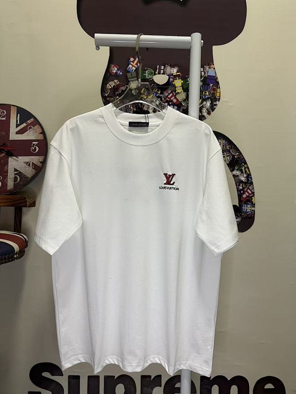 LOUIS VUITTON L26767 Short Sleeve T-Shirt Style 1