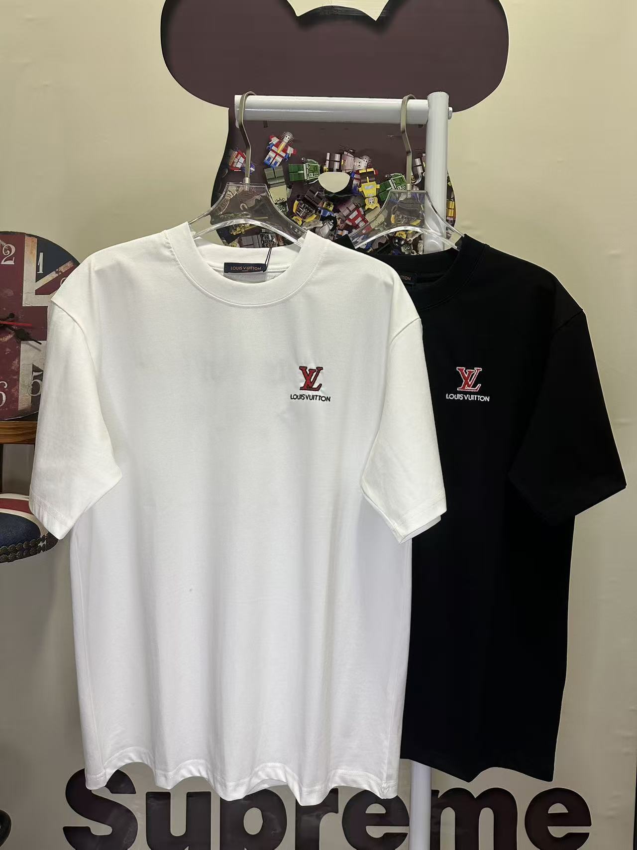 LOUIS VUITTON L26767 Short Sleeve T-Shirt Style 1
