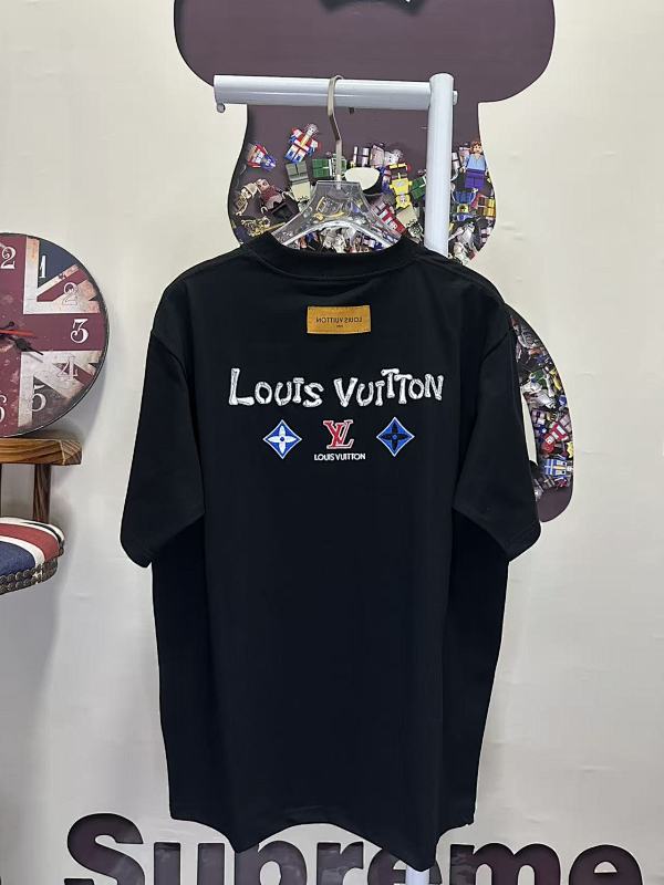 LOUIS VUITTON L26767 Short Sleeve T-Shirt Style 2