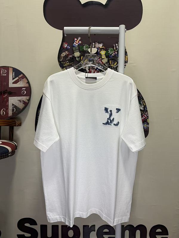 LOUIS VUITTON L26770 Short Sleeve T-Shirt Style 1