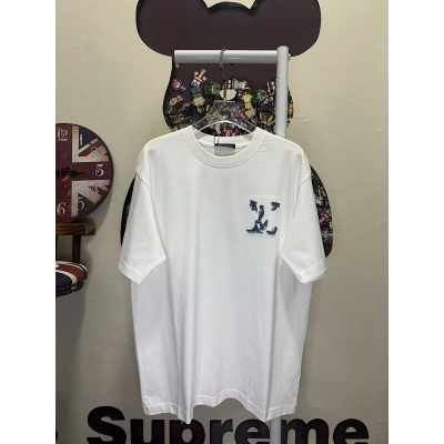 LOUIS VUITTON L26770 Short Sleeve T-Shirt Style 1 01