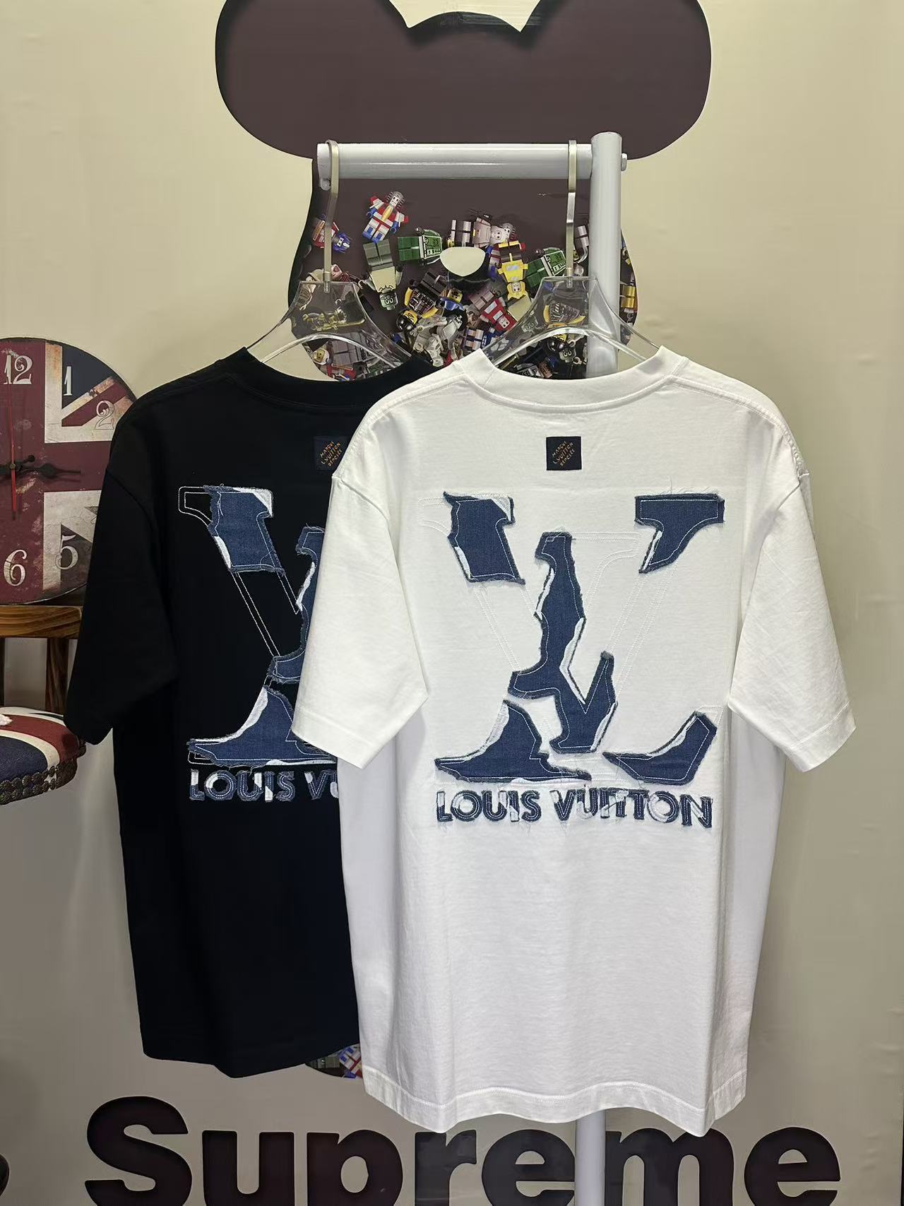LOUIS VUITTON L26770 Short Sleeve T-Shirt Style 1