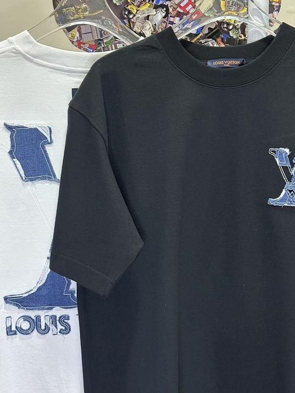 LOUIS VUITTON L26770 Short Sleeve T-Shirt Style 2
