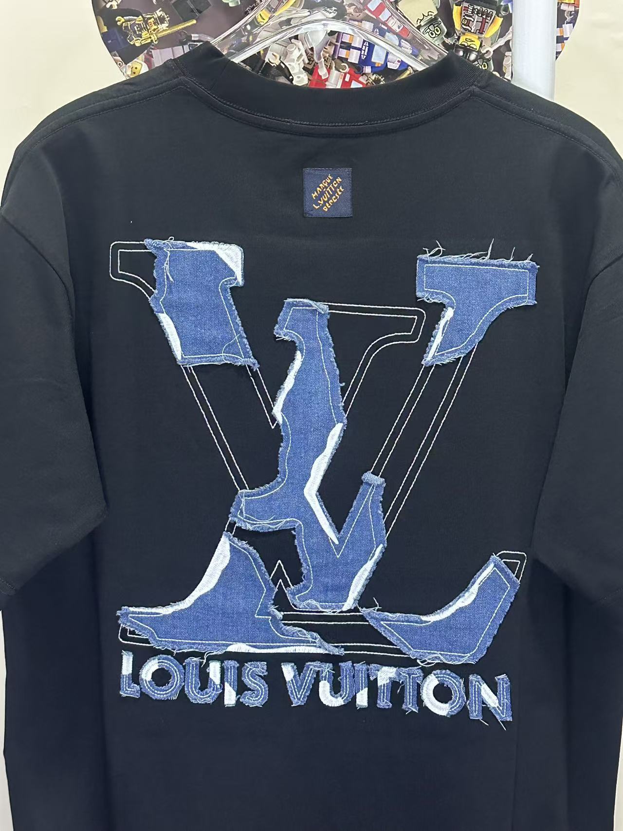 LOUIS VUITTON L26770 Short Sleeve T-Shirt Style 2