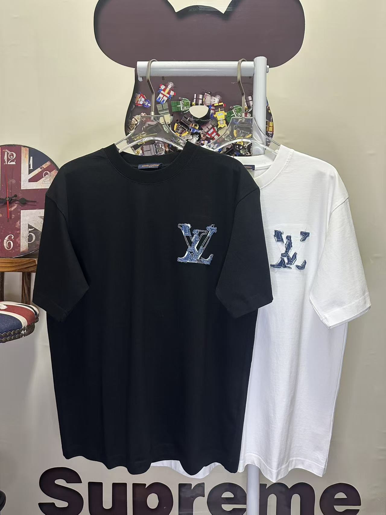 LOUIS VUITTON L26770 Short Sleeve T-Shirt Style 2