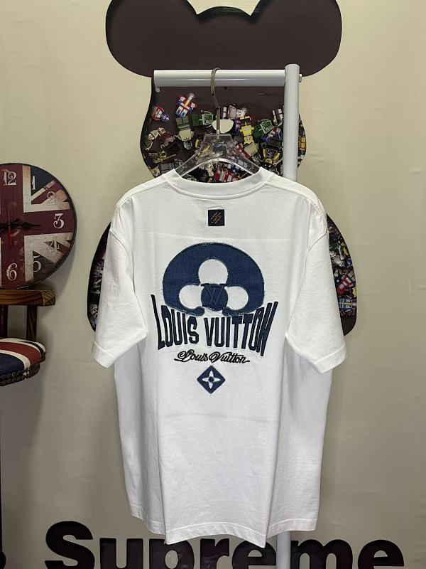 LOUIS VUITTON L26771 Short Sleeve T-Shirt Style 1