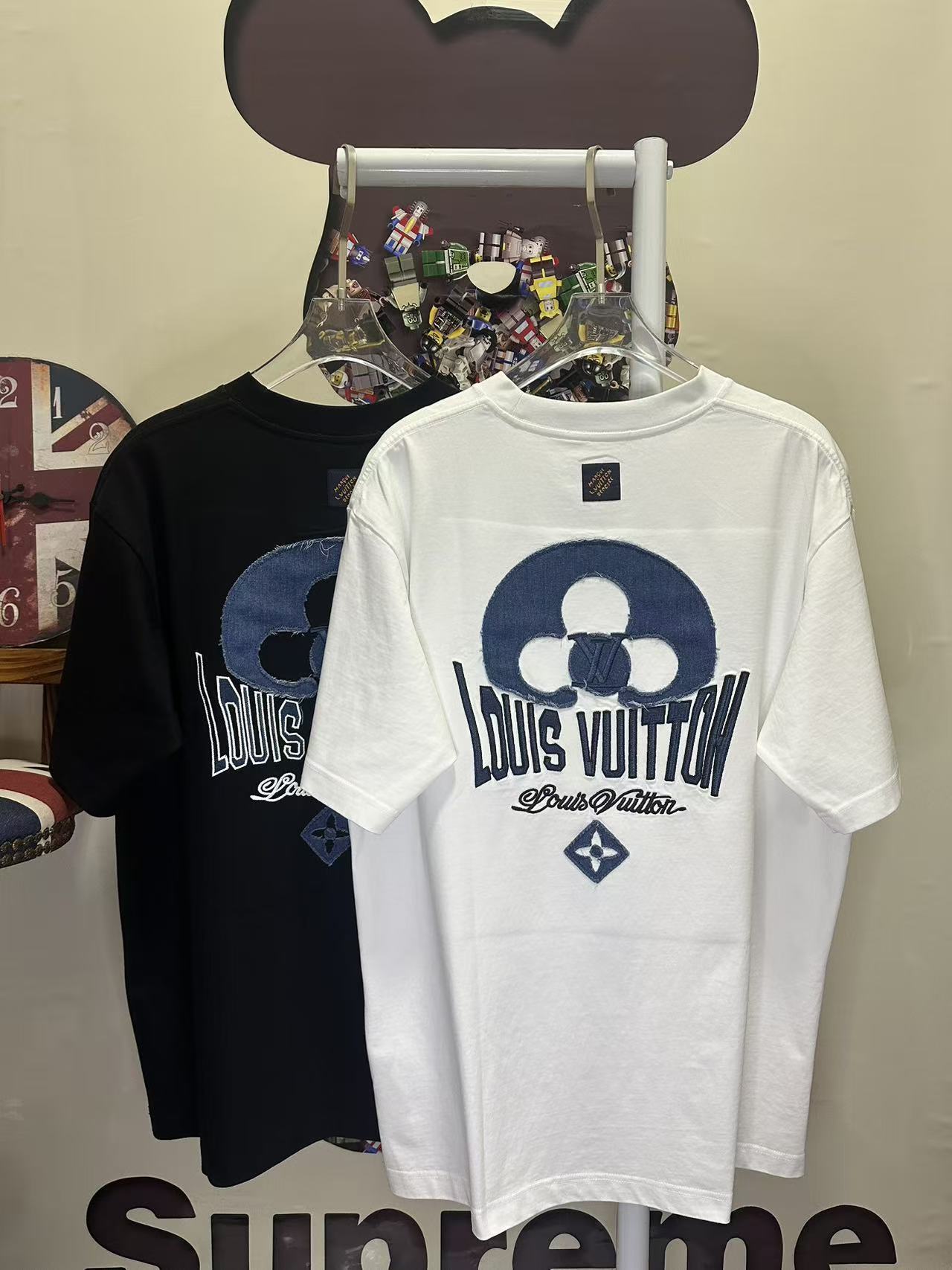 LOUIS VUITTON L26771 Short Sleeve T-Shirt Style 1