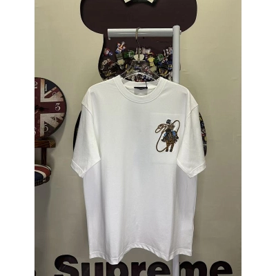 LOUIS VUITTON L26773 Short Sleeve T-Shirt Style 1 01