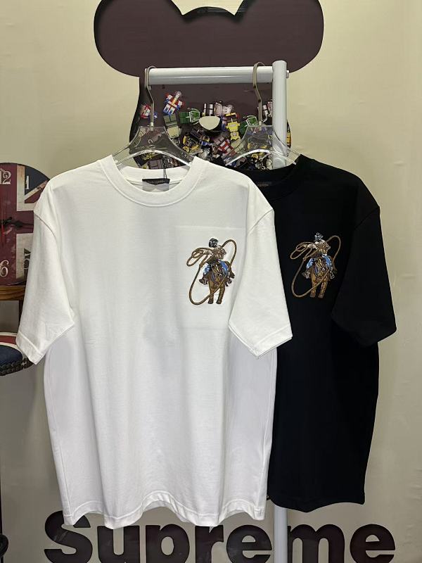 LOUIS VUITTON L26773 Short Sleeve T-Shirt Style 1