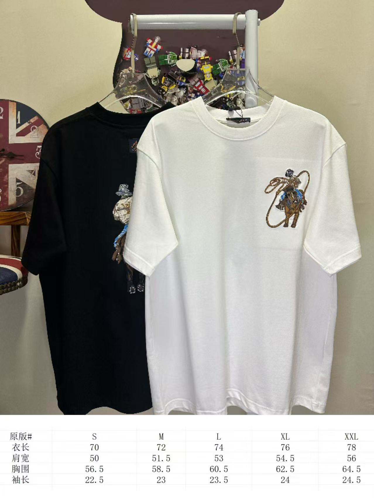 LOUIS VUITTON L26773 Short Sleeve T-Shirt Style 1