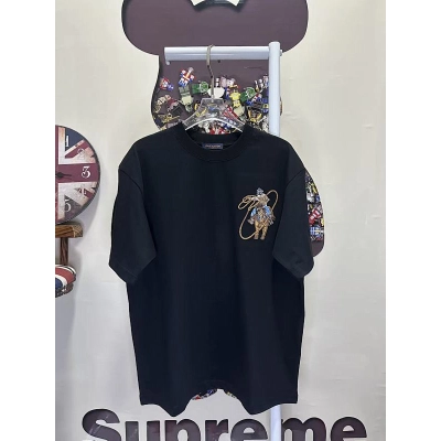 LOUIS VUITTON L26773 Short Sleeve T-Shirt Style 2 01