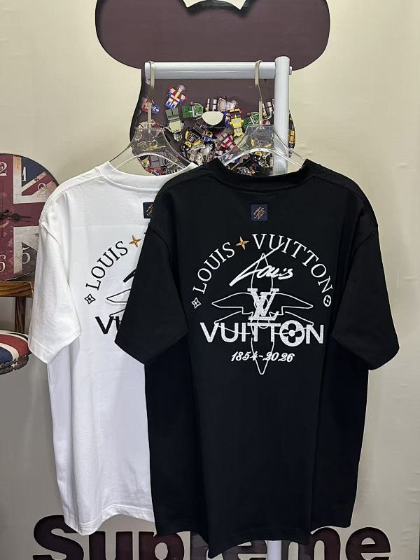 LOUIS VUITTON L26777 Short Sleeve T-Shirt Style 1
