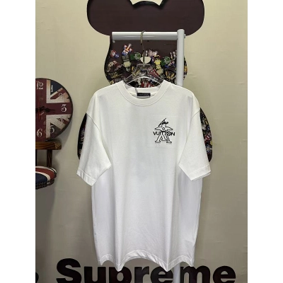 LOUIS VUITTON L26777 Short Sleeve T-Shirt Style 2 01
