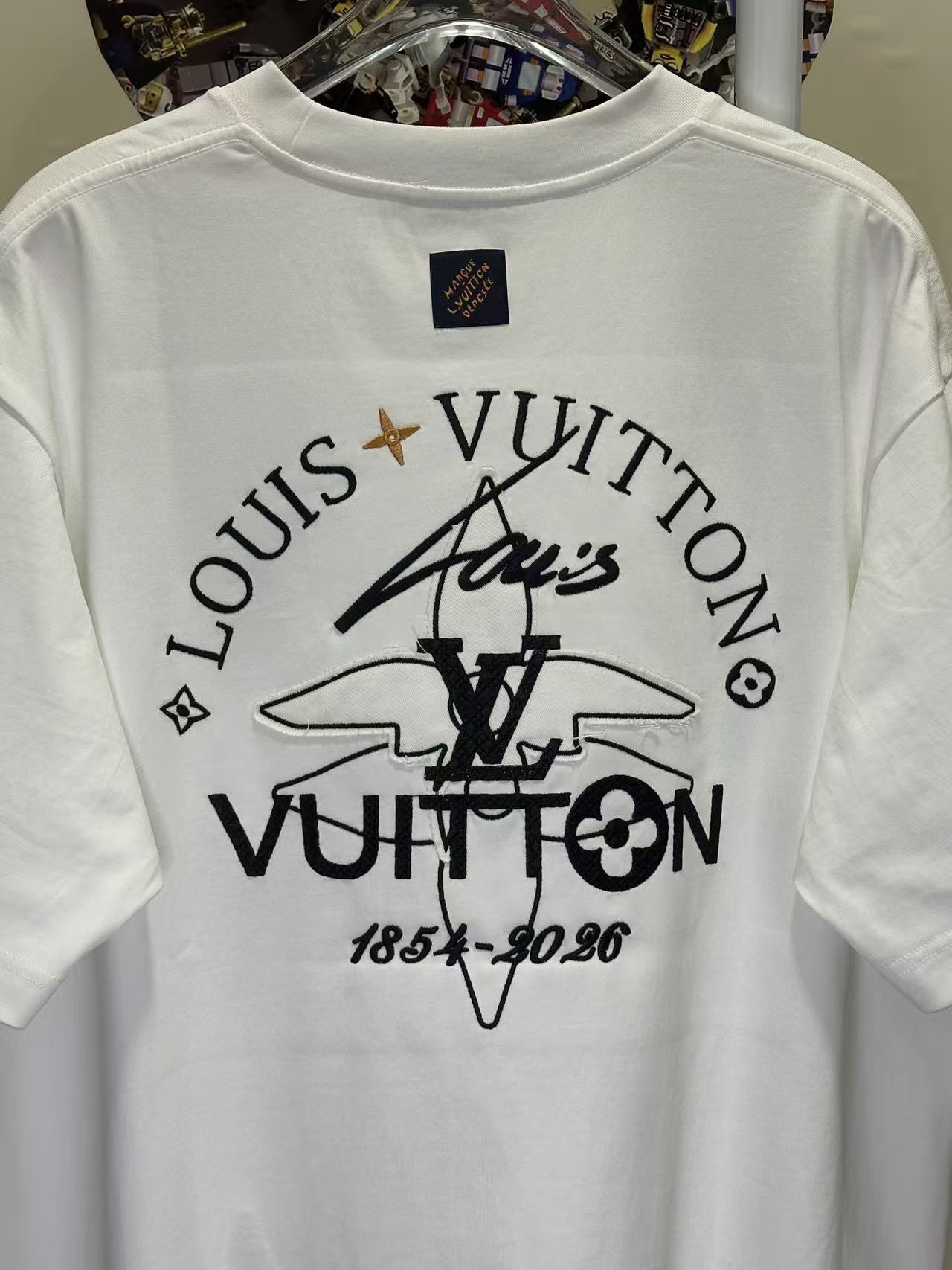 LOUIS VUITTON L26777 Short Sleeve T-Shirt Style 2