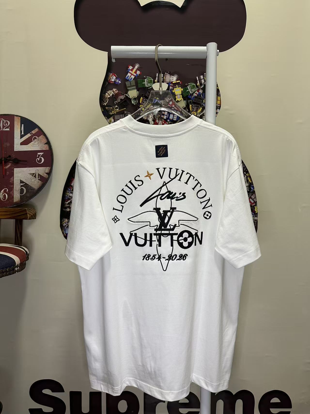 LOUIS VUITTON L26777 Short Sleeve T-Shirt Style 2