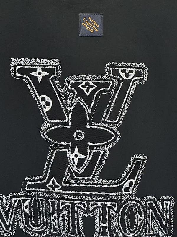 LOUIS VUITTON L26806 Short Sleeve T-Shirt Style 1