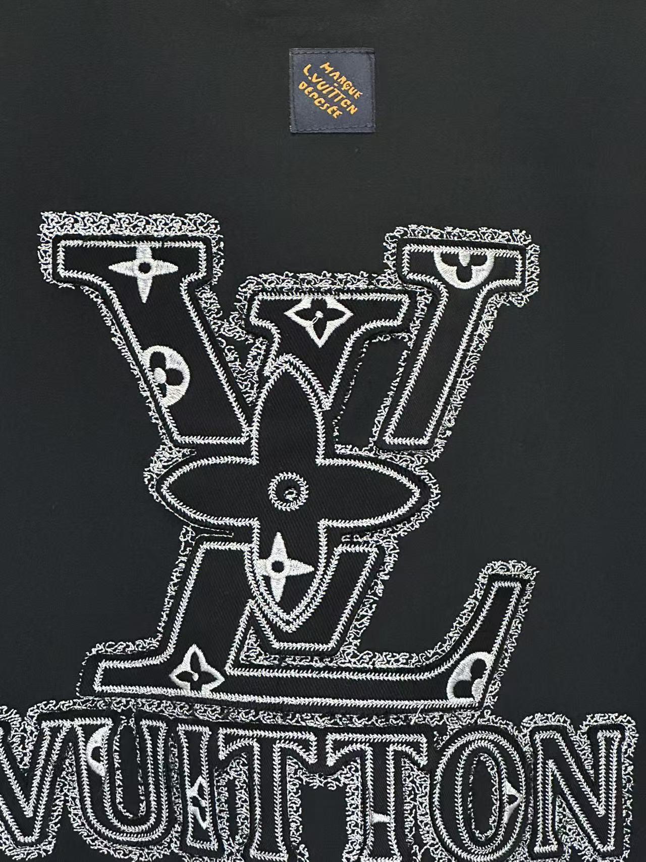 LOUIS VUITTON L26806 Short Sleeve T-Shirt Style 1
