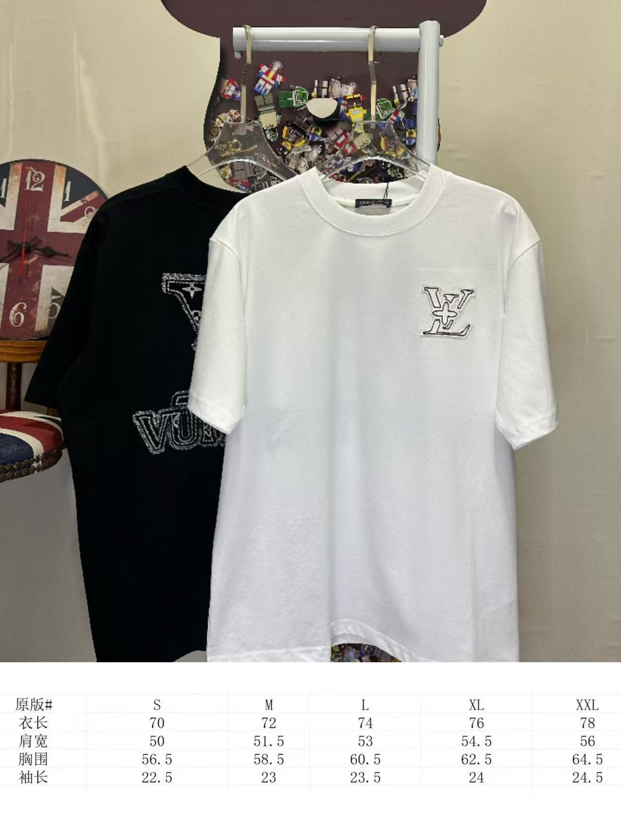 LOUIS VUITTON L26806 Short Sleeve T-Shirt Style 2