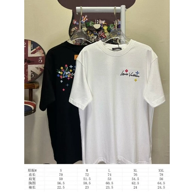 LOUIS VUITTON L26816 Short Sleeve T-Shirt Style 1 02